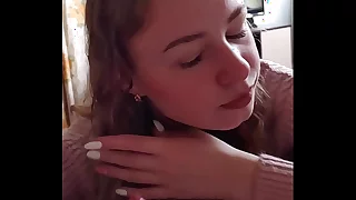 beauty 18 years old sucks a heavy dick increased by demonstratively swallows sperm