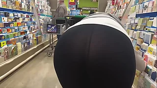 Mom at Walmart Obese Ass Discern Flip Wedgie